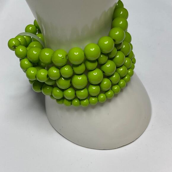 Set of 5 beaded stretch bracelets spring green graduated size beads beading - Picture 2 of 12